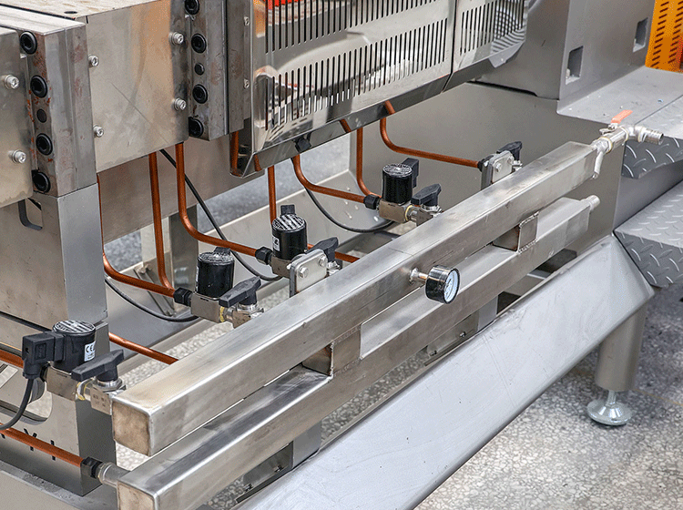 Twin-screw extrusion technology breaks through the bottlenecks in China's environmentally friendly a
