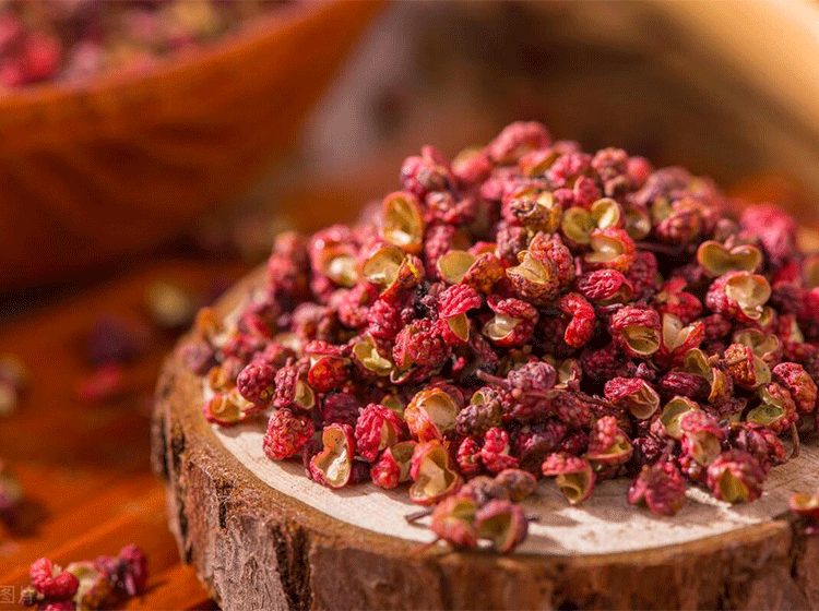 Processing Equipment Empowering the Sichuan Pepper Industry